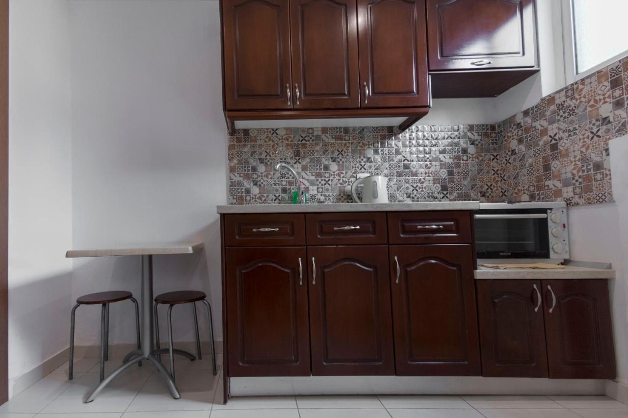 Fouxia Apartments And Studios Perama  Exterior foto